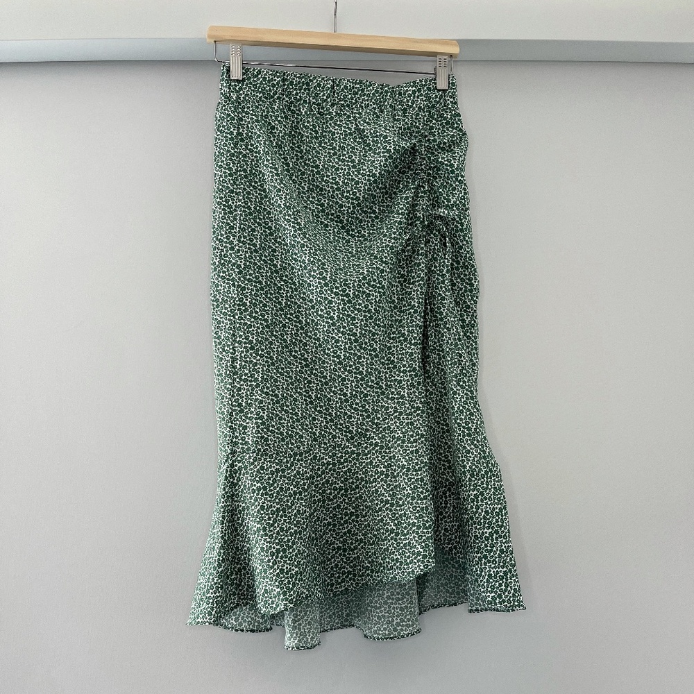 Green Side Pull skirt